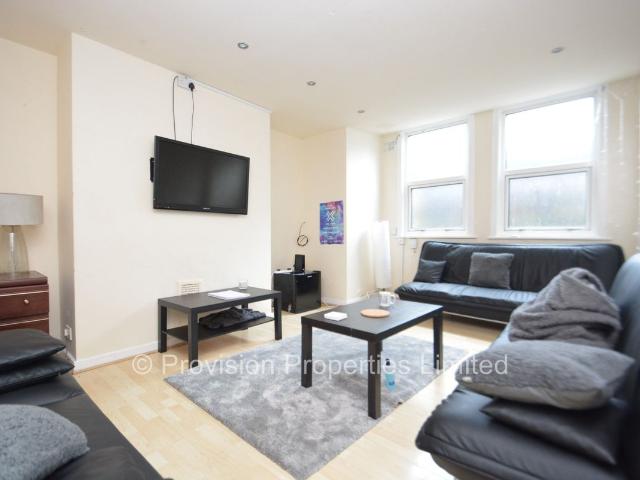 House for rent in Hyde Park, West Yorkshire