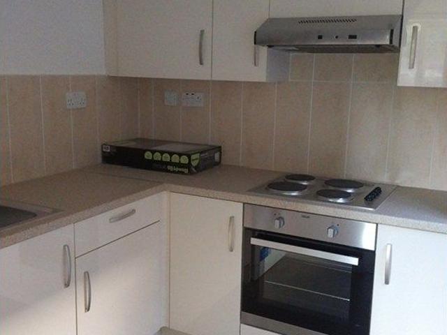 Studio for rent in Furzedown, Greater London