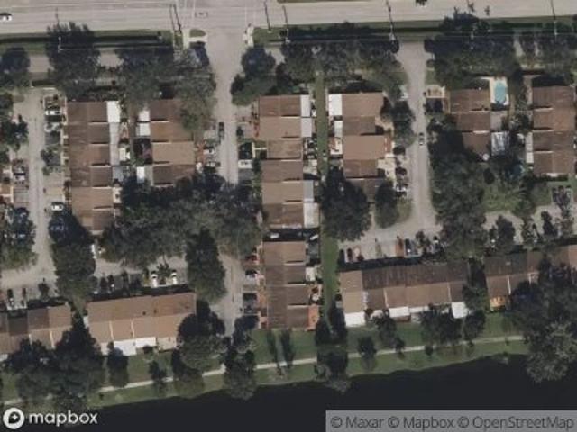 Townhouse for sale in Pembroke Pines, Florida