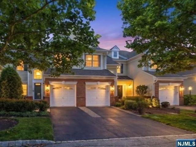 House for sale in Cedar Grove, New Jersey