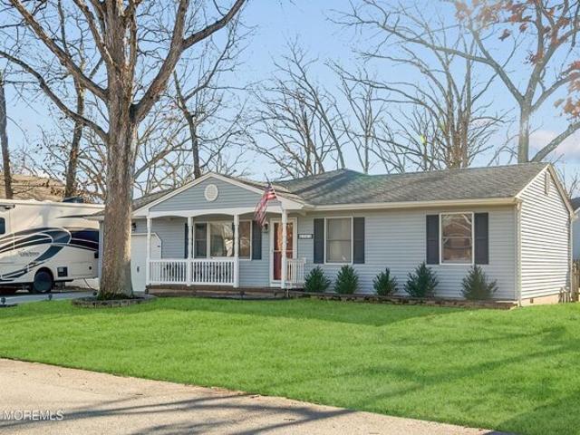 House for sale in Lanoka Harbor, New Jersey