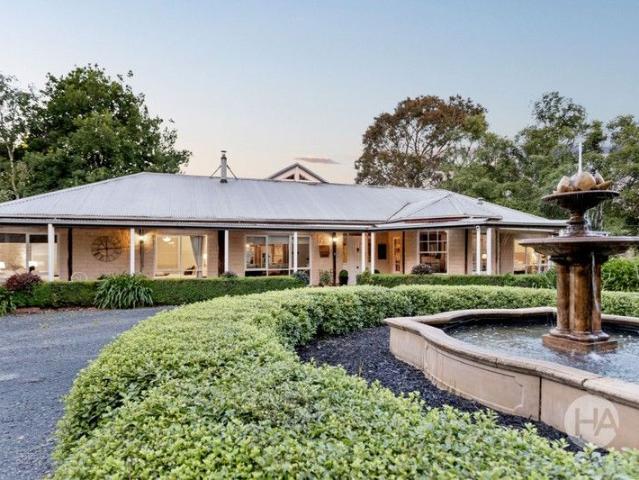 Cottage for sale in Neerim South, Victoria