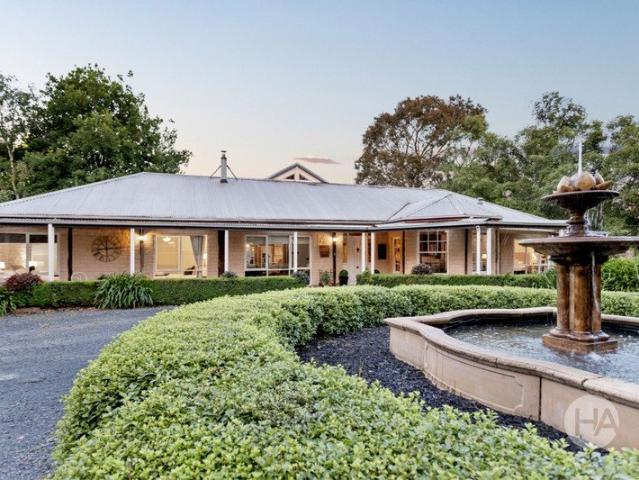 Cottage for sale in Neerim South, Victoria