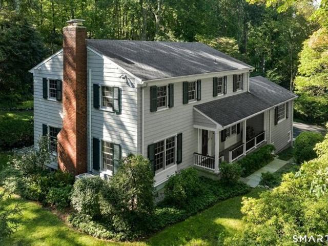 House for sale in Hunting Ridge, Stamford