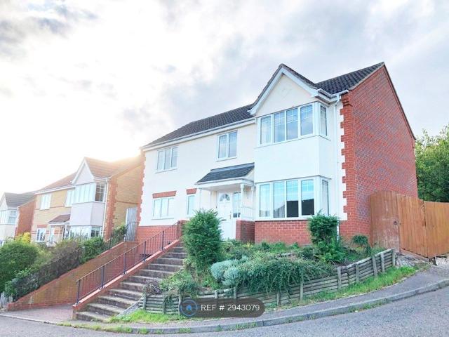 Room for rent in Westfield View, East Bank