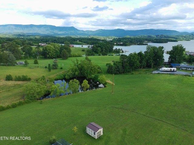Farm for sale in Dandridge, East Tennessee