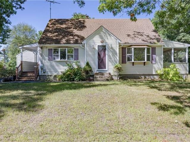 House for sale in Chepachet, Glocester