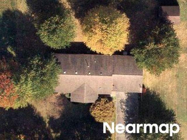 House for sale in Hubbard, Ohio