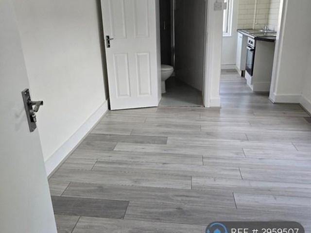 Apartment for rent in Glyndon, Plumstead