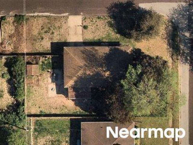 House for sale in Pekin, Illinois
