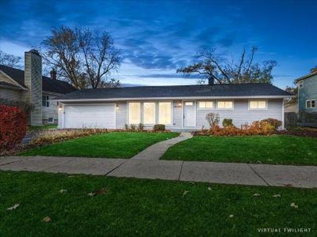 House for sale in Deerfield, Illinois
