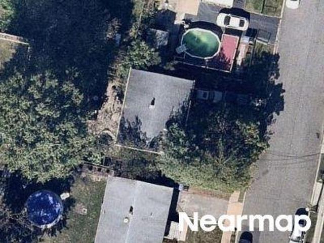 House for sale in Avenel, New Jersey