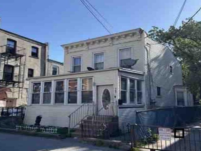 House for sale in Arverne, New York