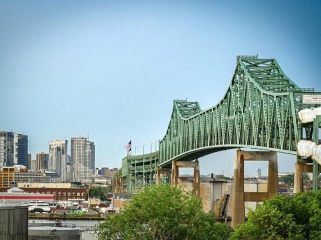 Condo for sale in Chelsea