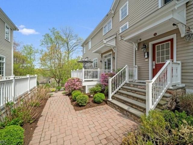 Condo for sale in Morristown