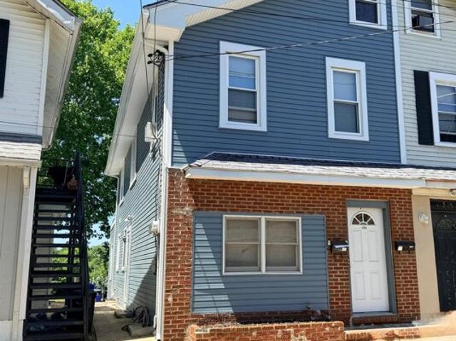 House for sale in Commerce, New Jersey
