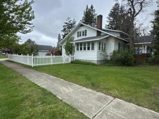 House for sale in Grayling House for sale in Grayling