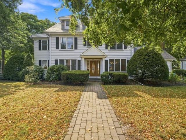 House for sale in Waban, Newton