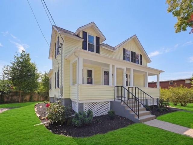 House for sale in Attleboro Falls, North Attleborough