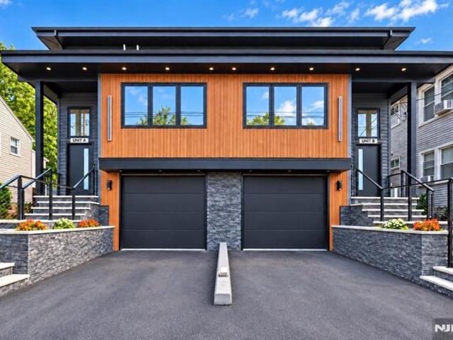 House for sale in Secaucus, Hudson County