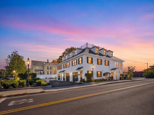 Condo for sale in Andover, Essex County