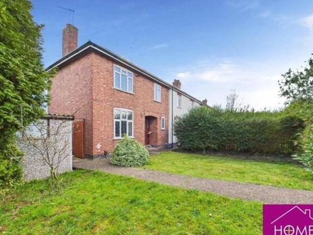 House for sale in Northampton, Northamptonshire