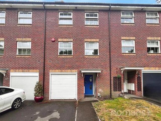 House for sale in Cove West Heath, Rushmoor