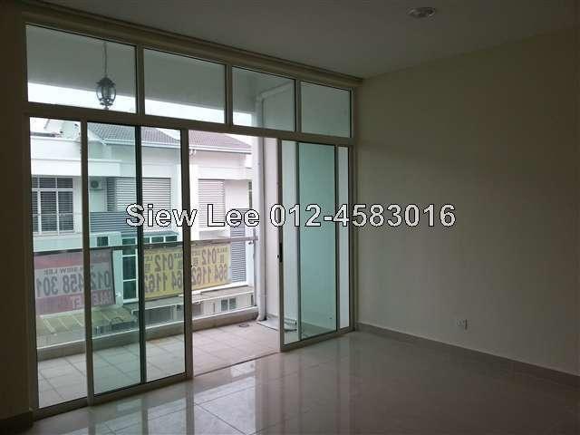 Townhouse for rent in Petaling, Damansara Damai