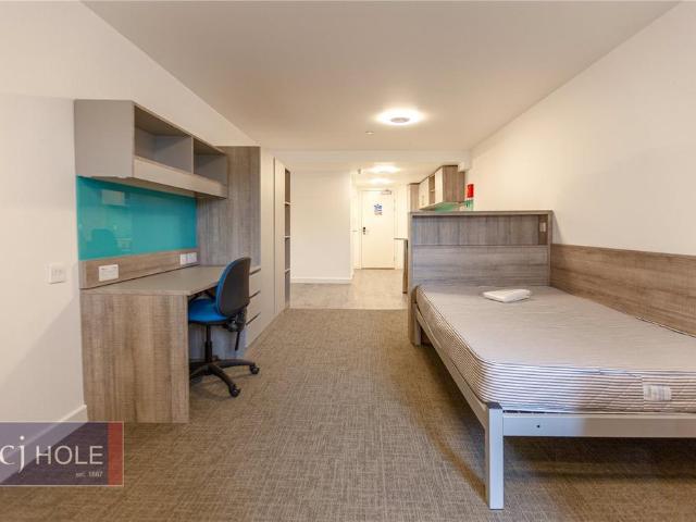 Apartment for rent in Stoke Park, Tallsticks