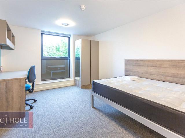 Apartment for rent in Stoke Park, Tallsticks