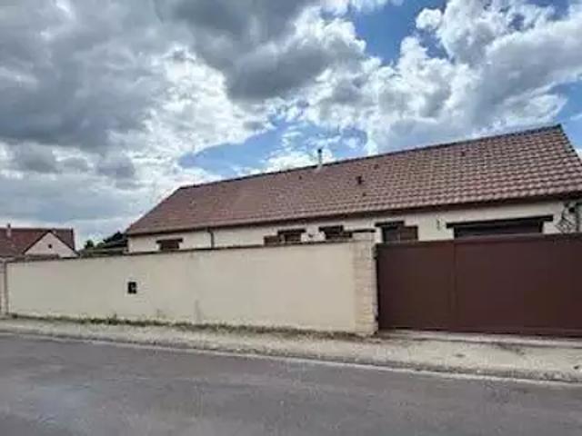 Maison vente à Auxerre, Chéu