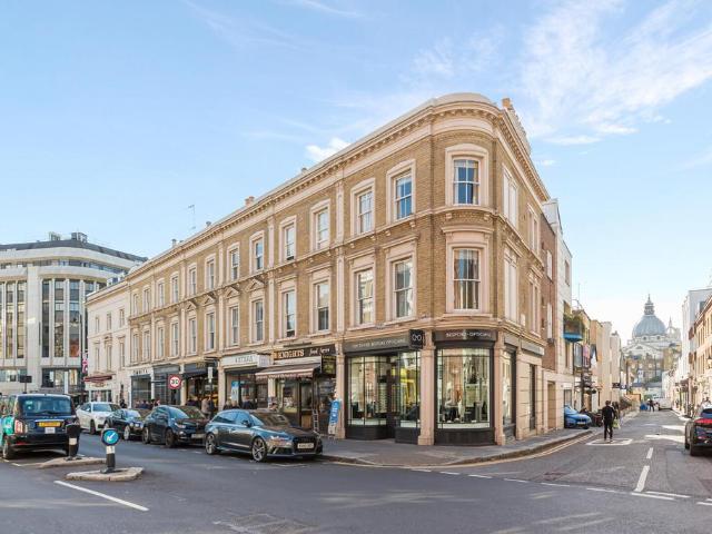 House for rent in Knightsbridge, Greater London