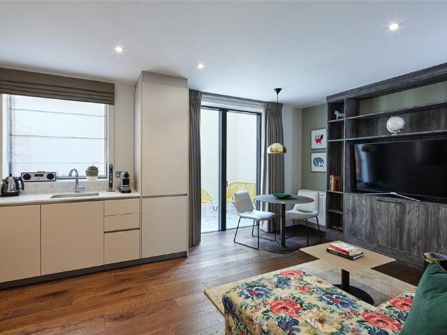 Apartment for rent in Knightsbridge, Greater London