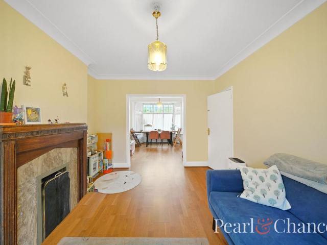 House for rent in Brent Cross, Greater London
