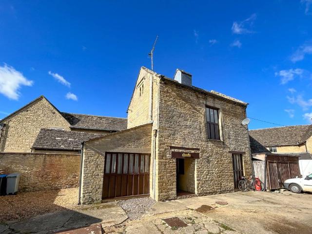 House for rent in Black Bourton, Oxfordshire