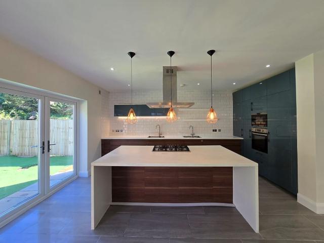 House for rent in Hendon Central, Greater London