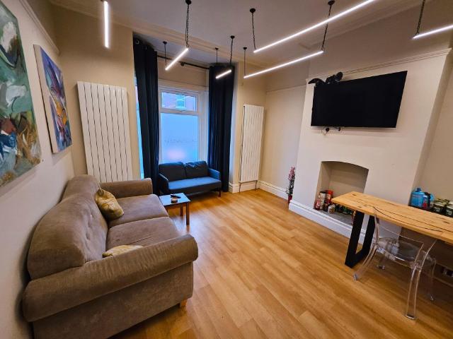 Apartment for rent in Northgate Village, Two Mills
