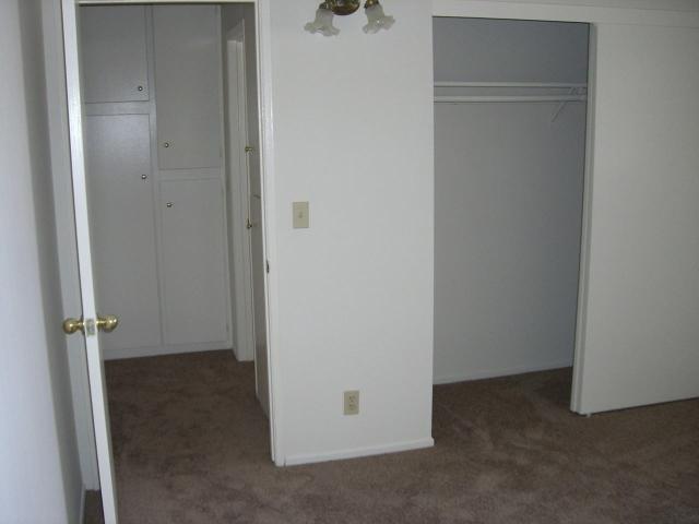 Apartment for rent in Huntington Beach, California