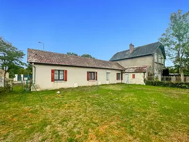 Maison vente à Saint-Amand-Montrond, Chezal-benoît