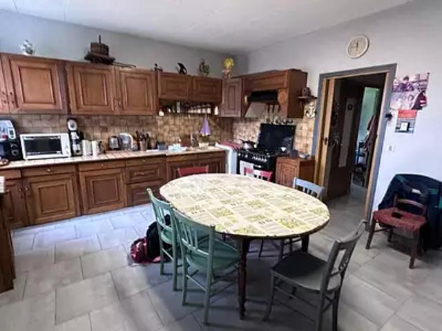 Maison vente à Saint-Amand-Montrond, Chezal-benoît