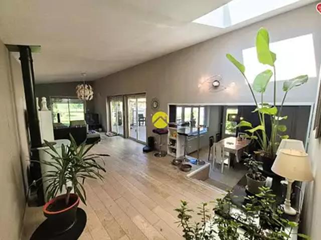Maison vente à Chezal-Benoît, Cher