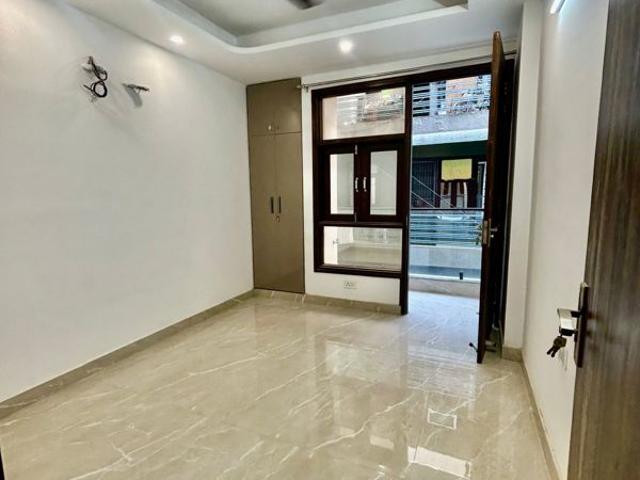Flat for rent in Deri