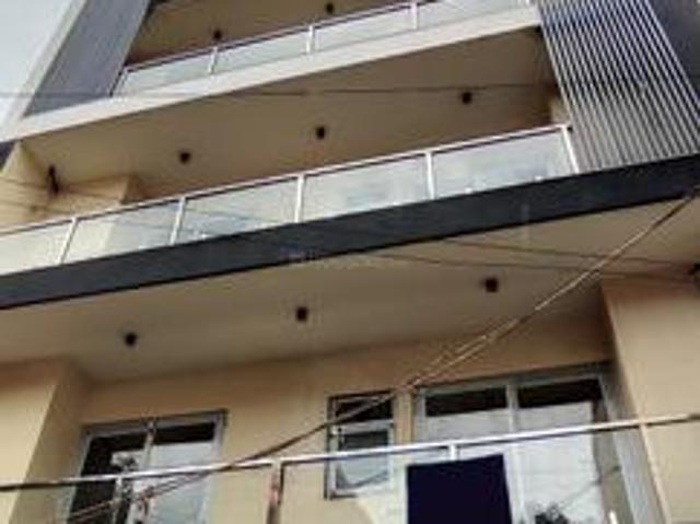 Flat for sale in South Delhi, Deri