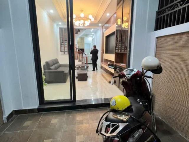 Nhà bán tại Hoàn Kiếm, Hà Nội
