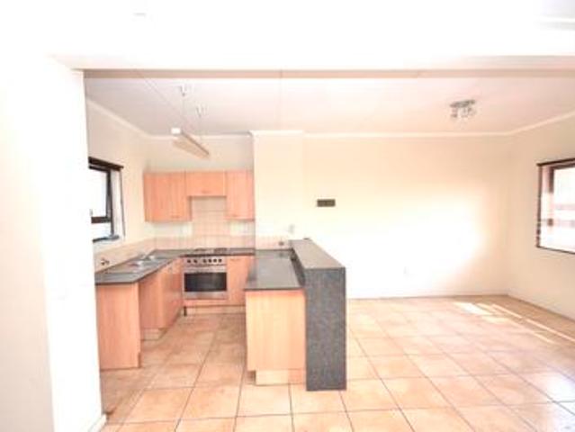 Apartment for sale in Paulshof, Alexandra
