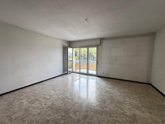 Apartment mieten in Pedrinate, Chiasso