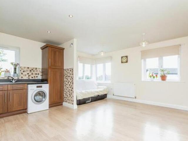 House for sale in Kimberworth, South Yorkshire