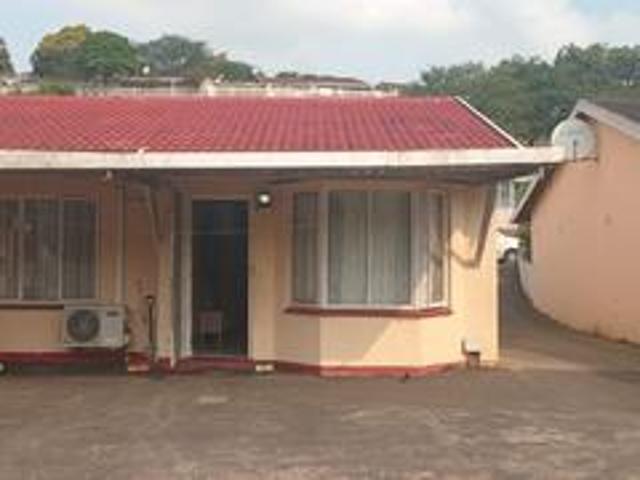 Townhouse for sale in Seaview, Kwazulu-natal