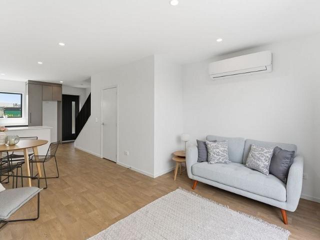 House for rent in Manurewa, Oroua County