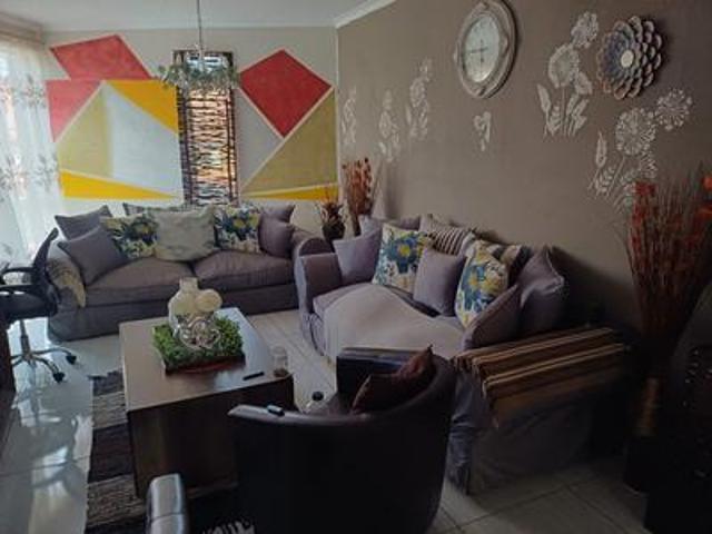 Apartment for sale in Waterkloof, Gauteng